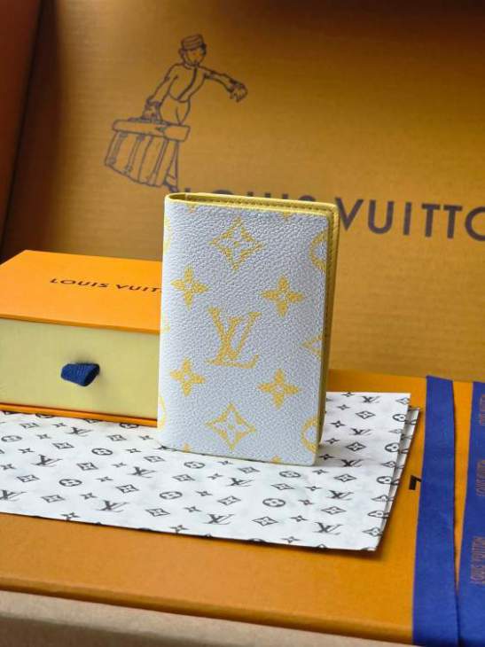 Picture of Louis Vuitton Wallets _SKUfw205837855fw